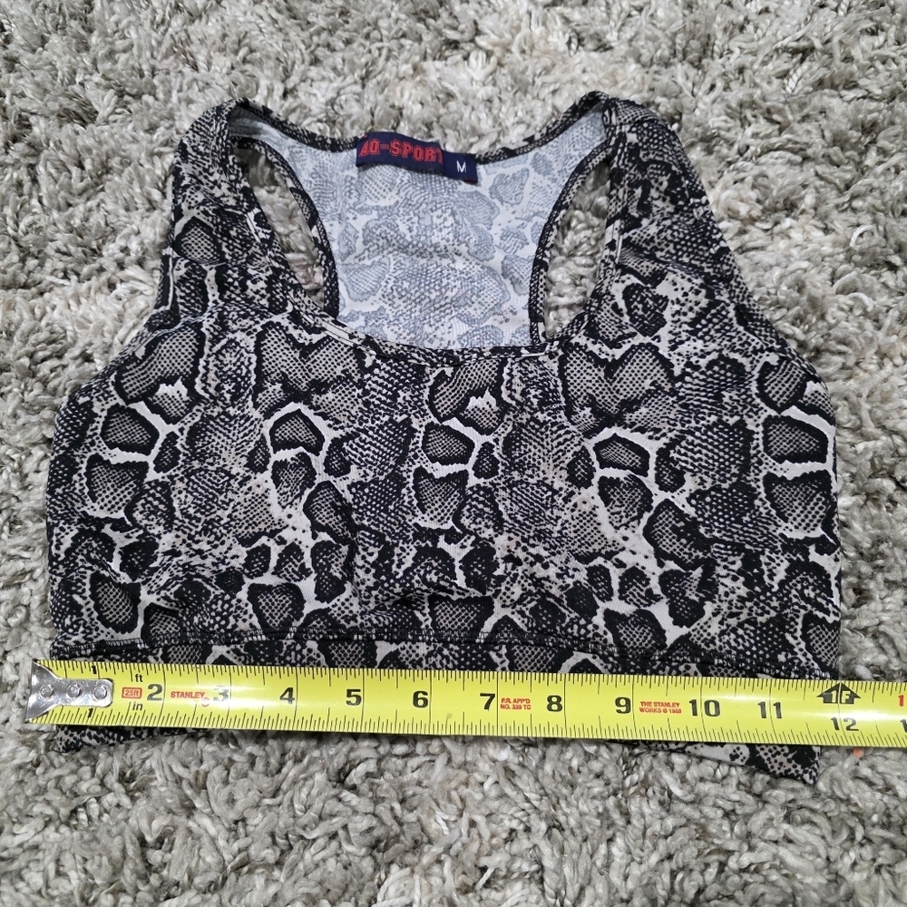 AQ-SPORT 2 Piece Animal Print Athletic Set Size Medium - Picture 5 of 7